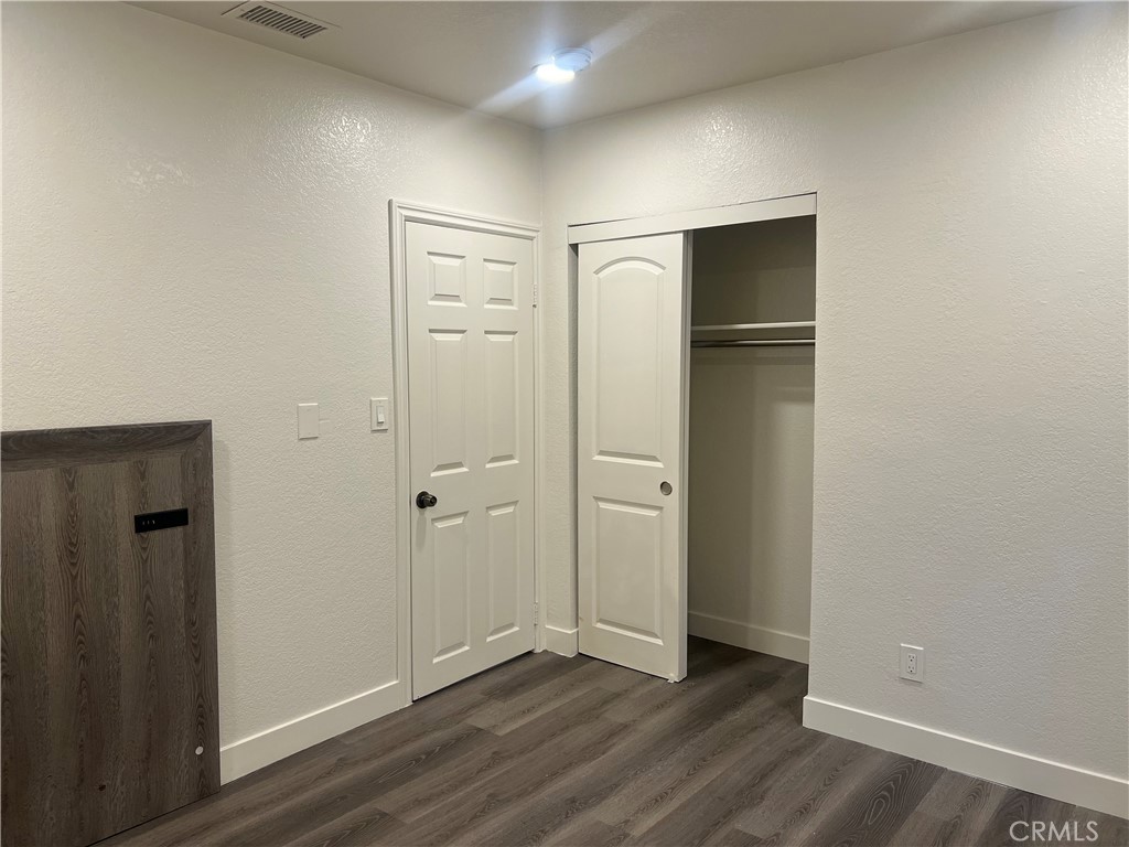 MLS #WS25270771 image #7