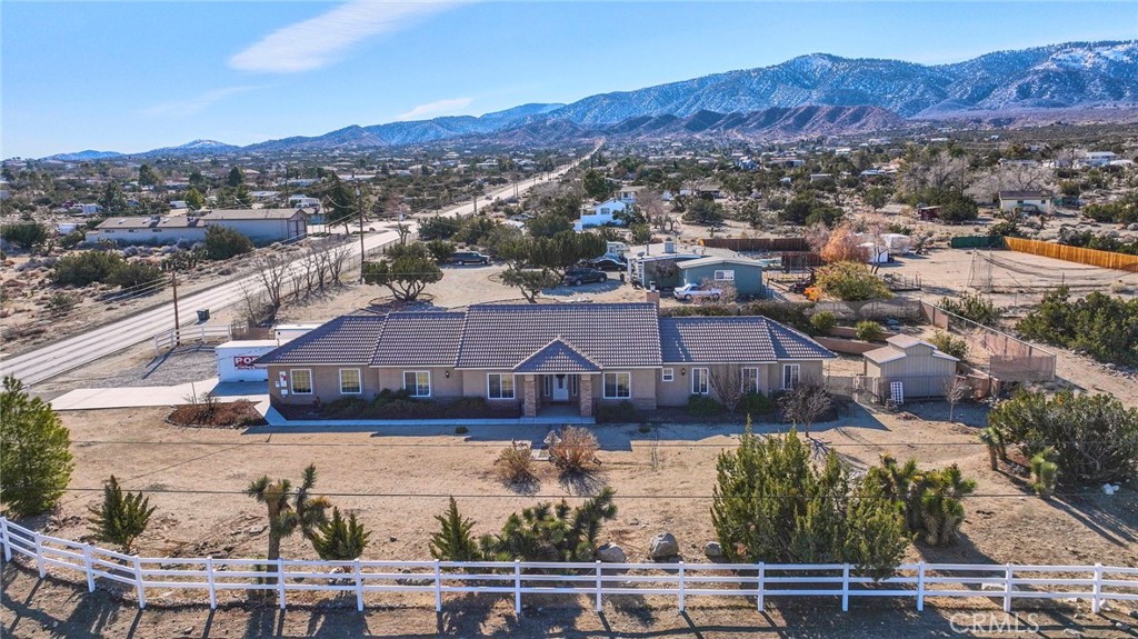 10498 Mountain Road, Pinon Hills, CA 92372