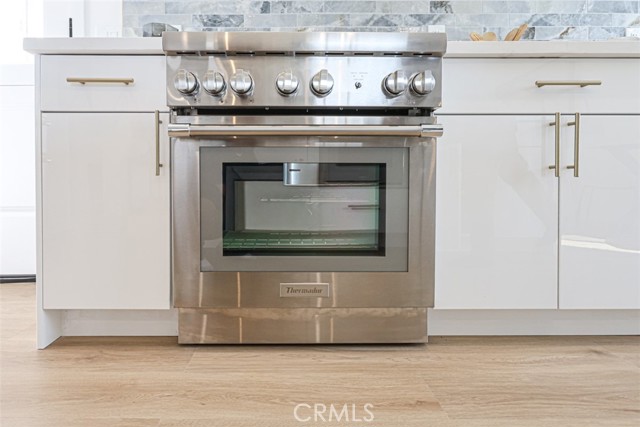 Detail Gallery Image 8 of 48 For 2700 183rd, Redondo Beach,  CA 90278 - 3 Beds | 2 Baths