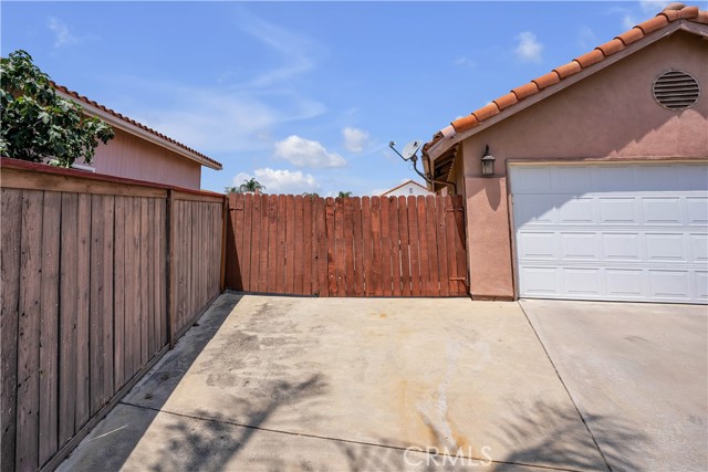 29331 Mawr Court, Menifee CA: https://media.crmls.org/medias/ac3b3bf2-5ec0-467f-bb6f-3f7461d4ac07.jpg