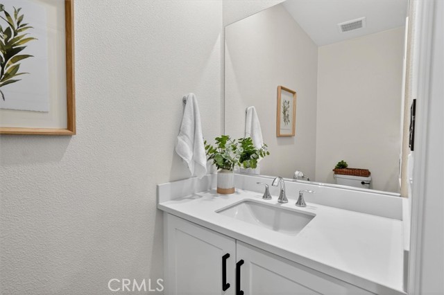 Detail Gallery Image 11 of 34 For 22812 Harvest Mill, Saugus,  CA 91350 - 3 Beds | 3 Baths