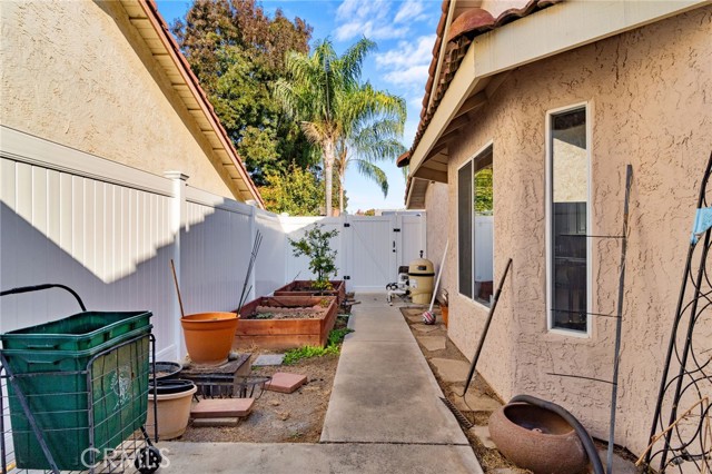 Detail Gallery Image 28 of 33 For 2505 Stuart Ave, Clovis,  CA 93611 - 4 Beds | 2 Baths