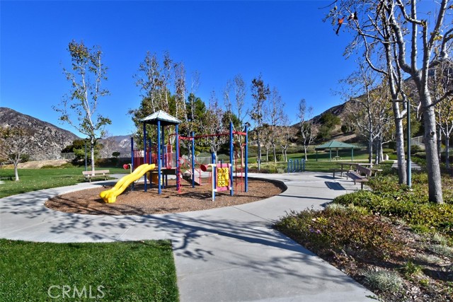 Detail Gallery Image 45 of 47 For 11157 Provence Ln, Tujunga,  CA 91042 - 4 Beds | 3 Baths