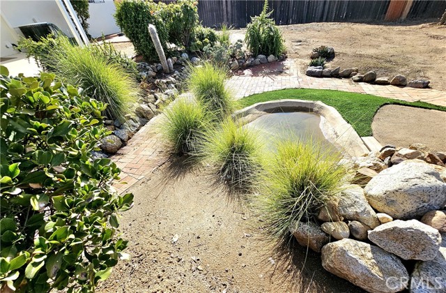 Detail Gallery Image 7 of 18 For 11981 Franklin St, Moreno Valley,  CA 92557 - 3 Beds | 2 Baths