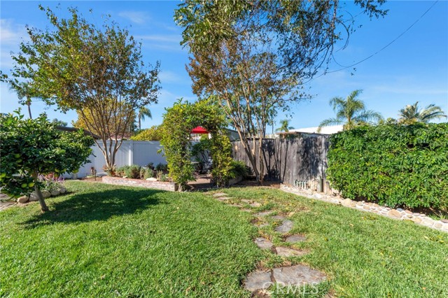 Detail Gallery Image 44 of 52 For 528 Cambridge, Orange,  CA 92867 - 3 Beds | 2 Baths