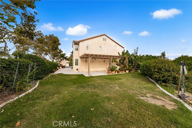 14037 Hollywood Avenue, Eastvale CA: https://media.crmls.org/medias/ac3ce4cf-1da7-4176-ae2a-97a6f7e0845c.jpg