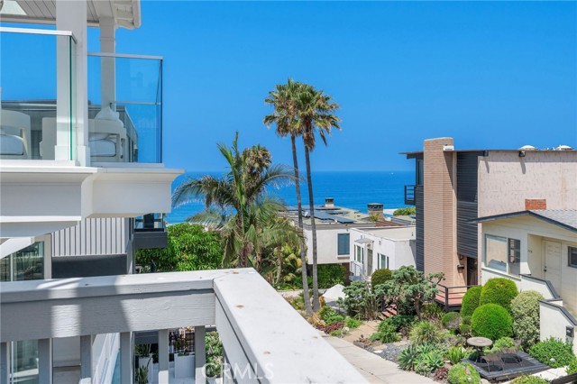 232 29th Street, Manhattan Beach CA: https://media.crmls.org/medias/ac3d67da-23c0-4404-9833-b6c1933be6cf.jpg