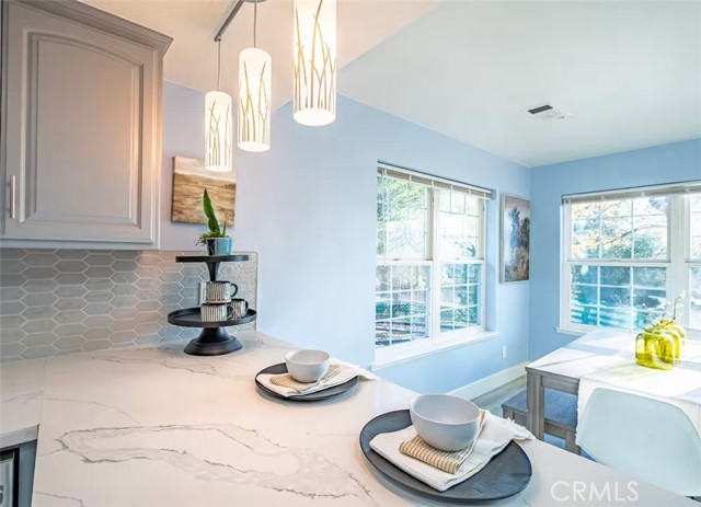 Detail Gallery Image 8 of 50 For 40202 Hillsborough Loop, Oakhurst,  CA 93644 - 3 Beds | 2 Baths