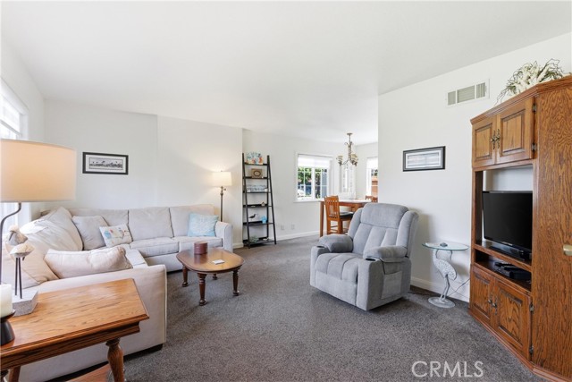 Detail Gallery Image 2 of 39 For 8145 Ridgefield, Huntington Beach,  CA 92646 - 1 Beds | 1 Baths