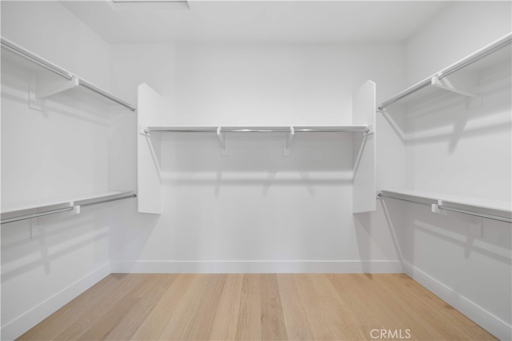 https://media.crmls.org/medias/ac3ec114-7763-4b50-8aef-4f9284331f69.jpg?preset=X-Large