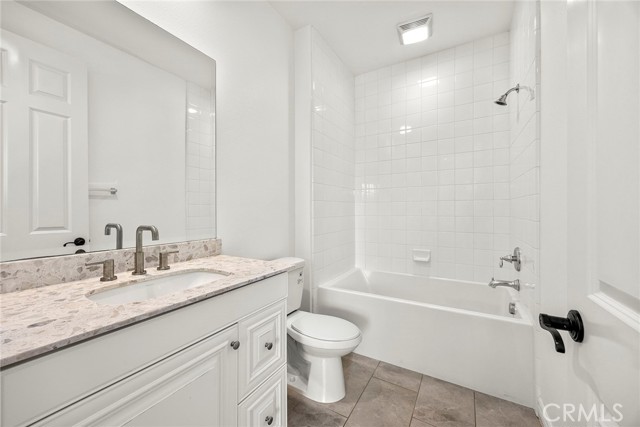 Detail Gallery Image 33 of 45 For 75 Dublin, Irvine,  CA 92620 - 4 Beds | 4/1 Baths