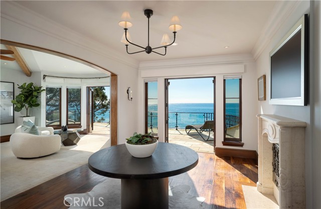 Detail Gallery Image 20 of 46 For 177 Shorecliff Rd, Corona Del Mar,  CA 92625 - 5 Beds | 5/5 Baths