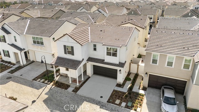 4253 S Heather Privado, Ontario CA: https://media.crmls.org/medias/ac427dcc-3302-4134-bb48-d6f860220a9f.jpg