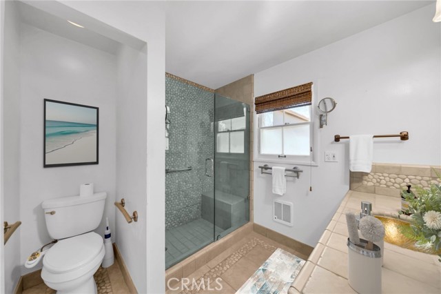616 Rushville Street, La Jolla CA: https://media.crmls.org/medias/ac437f28-ced6-4c1e-bdb1-e8b71f9489f7.jpg