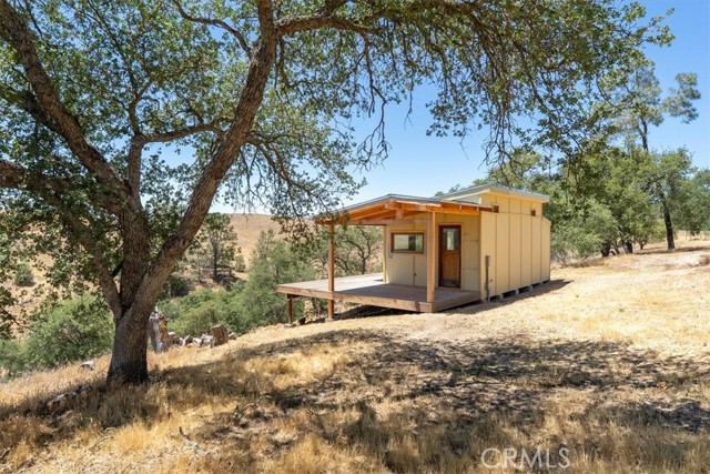 75463 Ranchita Avenue, San Miguel CA: https://media.crmls.org/medias/ac439199-a78d-42c3-a7d1-7085c4d388e2.jpg