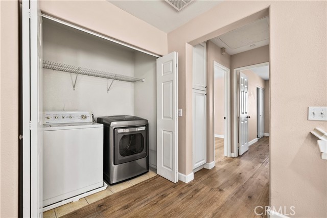 Detail Gallery Image 14 of 25 For 9796 Foxglove, Riverside,  CA 92503 - 3 Beds | 2/1 Baths