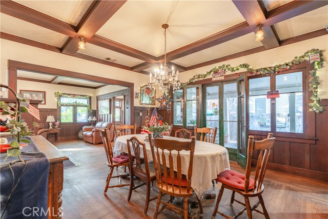 7914 Magnolia Avenue, Riverside CA: https://media.crmls.org/medias/ac44210f-f491-4f79-be7b-40fd2c79e2e6.jpg
