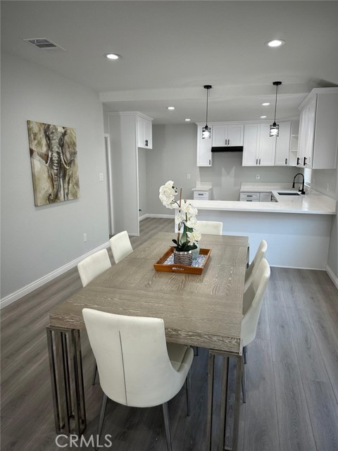 Detail Gallery Image 14 of 58 For 1131 E 21st, Long Beach,  CA 90806 - 5 Beds | 5 Baths