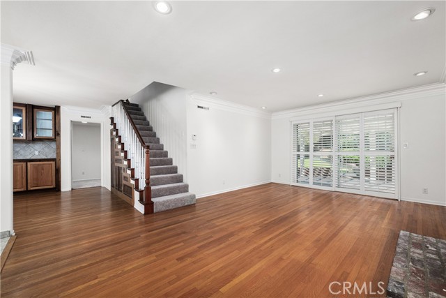 Image 6 of 28 For 1135 Catalina Ave.