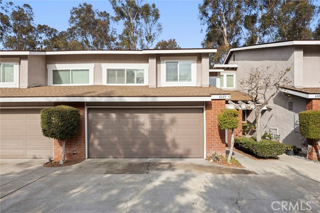 Detail Gallery Image 1 of 31 For 6525 E Camino Vt, Anaheim,  CA 92807 - 4 Beds | 2/1 Baths