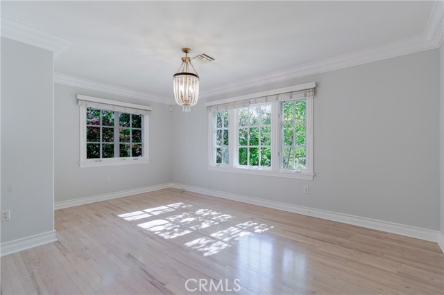 1354 Bedford Road, San Marino CA: https://media.crmls.org/medias/ac47cc21-b225-4026-92a0-5f59f058a146.jpg