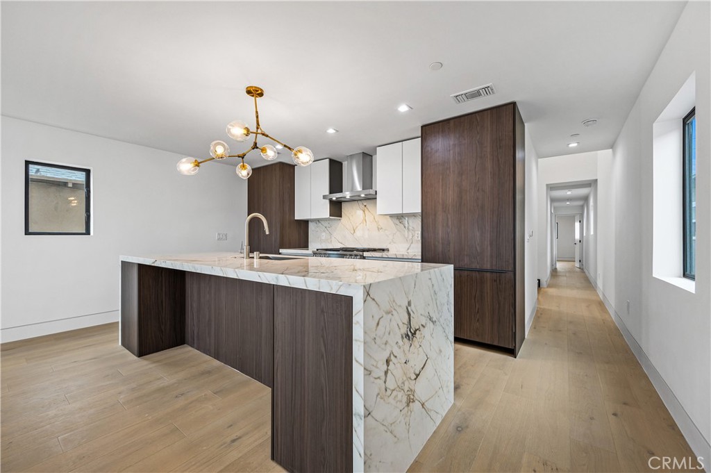 MLS #NP25271648 image #5