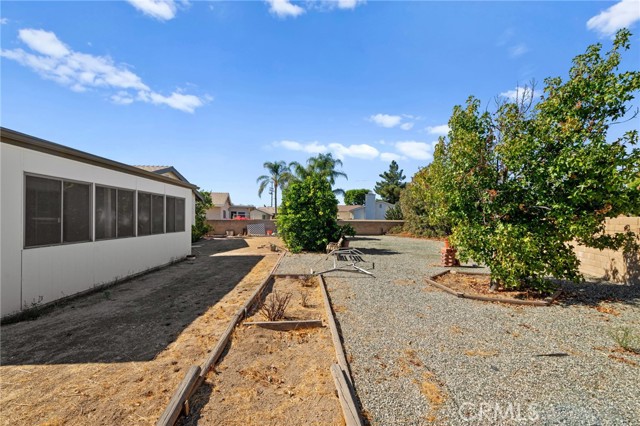 Detail Gallery Image 33 of 46 For 2313 El Rancho Dr, Hemet,  CA 92545 - 2 Beds | 2 Baths