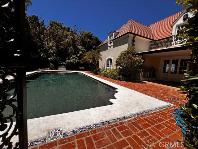 605 Paseo Del Mar, Palos Verdes Estates CA: https://media.crmls.org/medias/ac4a2d62-e0b0-4893-91d4-f68c78b885a2.jpg