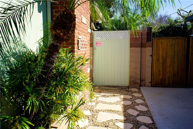 Detail Gallery Image 11 of 65 For 2019 Valencia, Santa Ana,  CA 92706 - 4 Beds | 2 Baths