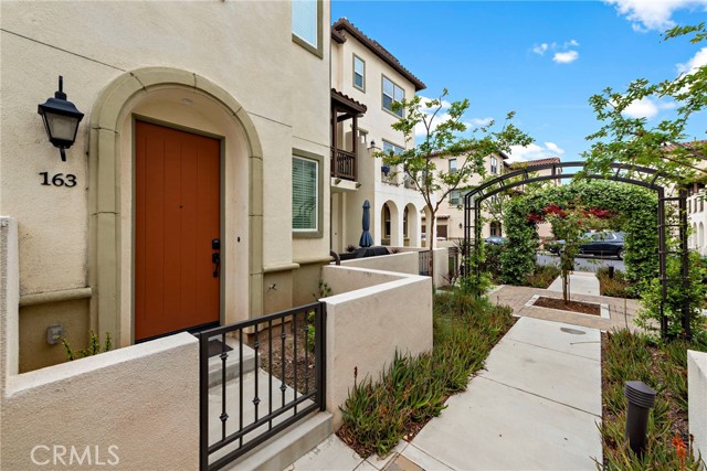 Detail Gallery Image 5 of 28 For 163 Pinkerton Ln, La Habra,  CA 90631 - 2 Beds | 2/1 Baths
