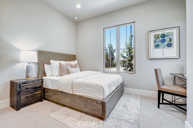 100 Bozeman, Irvine CA: https://media.crmls.org/medias/ac4a8c15-0afd-43c6-a9a2-86a4a5639247.jpg