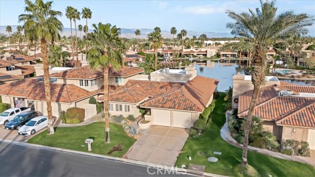 Detail Gallery Image 5 of 34 For 190 Desert Lakes, Rancho Mirage,  CA 92270 - 3 Beds | 3 Baths
