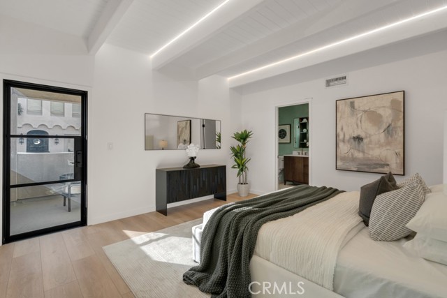 58 66th Place, Long Beach CA: https://media.crmls.org/medias/ac4bfa8e-ff24-4153-8f58-d61896a11e94.jpg