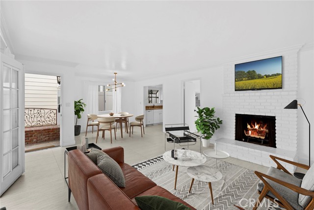 Detail Gallery Image 3 of 31 For 420 Narcissus Ave, Corona Del Mar,  CA 92625 - 3 Beds | 3 Baths
