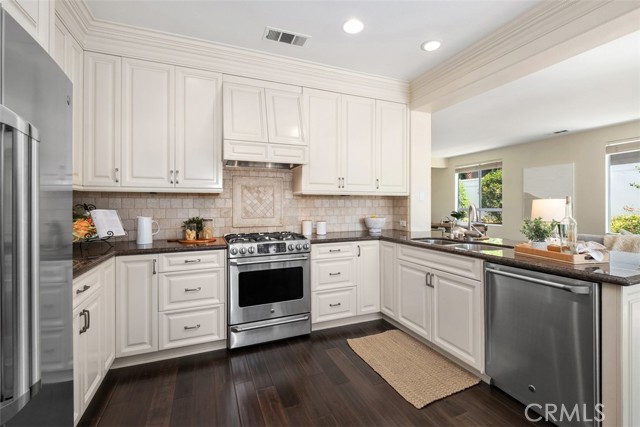 26112 Calle Cresta, Mission Viejo CA: https://media.crmls.org/medias/ac4db699-92e0-4f09-ab17-b0fcdcc41321.jpg