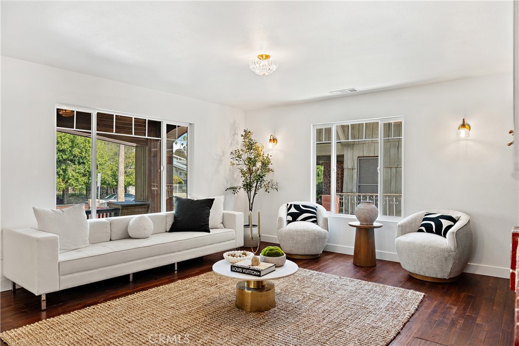 MLS #DW25181566 img 10