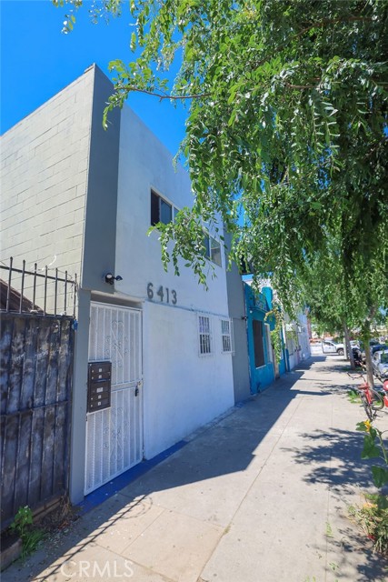 Detail Gallery Image 3 of 20 For 6413 S Vermont Ave, Los Angeles,  CA 90044 - – Beds | – Baths