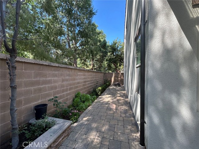 Detail Gallery Image 31 of 32 For 59 Coleridge, Irvine,  CA 92620 - 3 Beds | 2/1 Baths