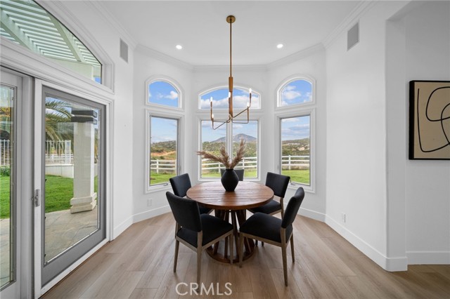 Detail Gallery Image 19 of 55 For 34105 Stage Rd, Temecula,  CA 92591 - 5 Beds | 3/1 Baths