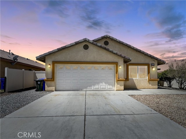 Detail Gallery Image 1 of 27 For 14418 Savanah St, Adelanto,  CA 92301 - 4 Beds | 2 Baths