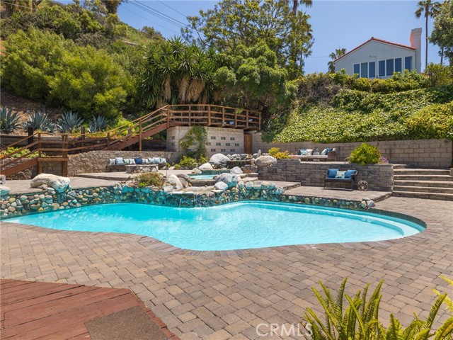 Make a SPLASH in this oversized heated pool!