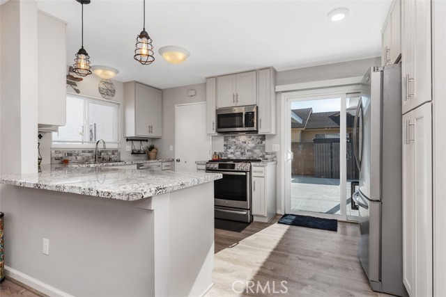 Detail Gallery Image 16 of 32 For 15201 Nottingham, Huntington Beach,  CA 92647 - 3 Beds | 2 Baths