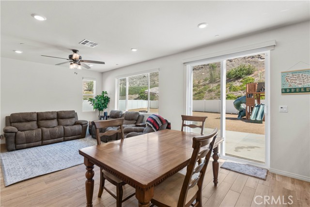 6283 Big Bend Way, Jurupa Valley CA: https://media.crmls.org/medias/ac542444-2fdf-47ac-a0d9-bdc6f2a7bad0.jpg