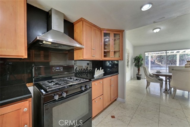 Detail Gallery Image 15 of 27 For 25252 Delphinium Ave, Moreno Valley,  CA 92553 - 4 Beds | 2 Baths