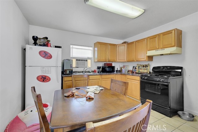 Detail Gallery Image 8 of 30 For 3838 Spencer, Oroville,  CA 95966 - 4 Beds | 2 Baths