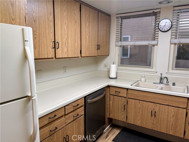Detail Gallery Image 20 of 35 For 13342 Del Monte Dr 5q M-15,  Seal Beach,  CA 90740 - 2 Beds | 2 Baths