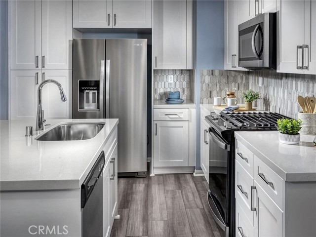 Detail Gallery Image 9 of 19 For 1485 Thunder Ct, Pomona,  CA 91768 - 3 Beds | 3 Baths