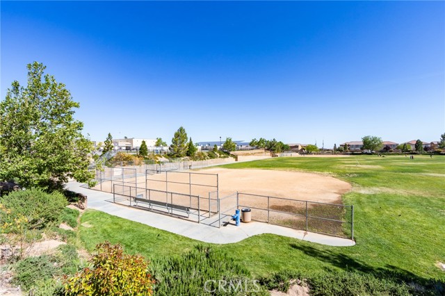 13119 Lancaster Street, Hesperia CA: https://media.crmls.org/medias/ac566f8c-23f1-41df-a60c-008a9ec2ed78.jpg