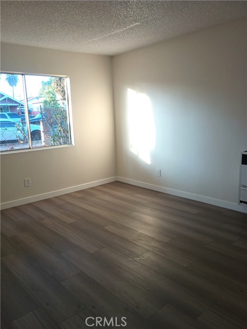 964 E 7th Street, Pomona CA: https://media.crmls.org/medias/ac56f94c-e82f-414c-8c48-fa3413dbd140.jpg