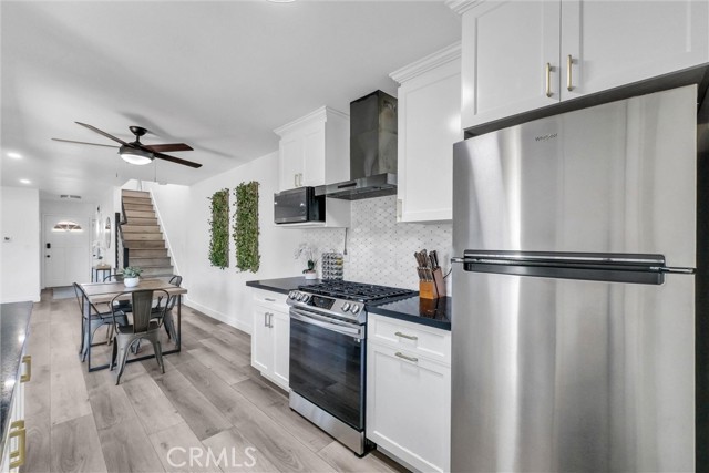 14142 Via Posada, Tustin CA: https://media.crmls.org/medias/ac57160f-a1f4-4e9a-932f-7952674b00a1.jpg